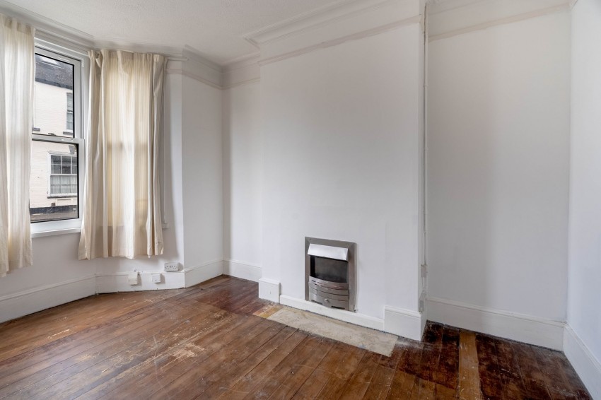 Images for Mill Road, Cambridge, CB1 EAID:4037033056 BID:df7a2b8e-b283-433c-96bc-9990089caf32