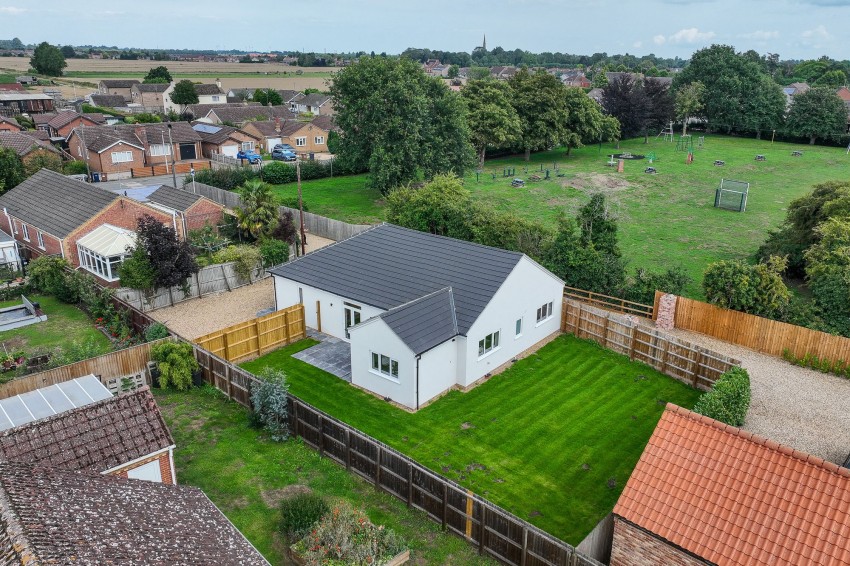 Images for Leverington Common, Leverington, PE13 EAID:4037033056 BID:1d497ef6-e698-4427-833a-3b42529ac059