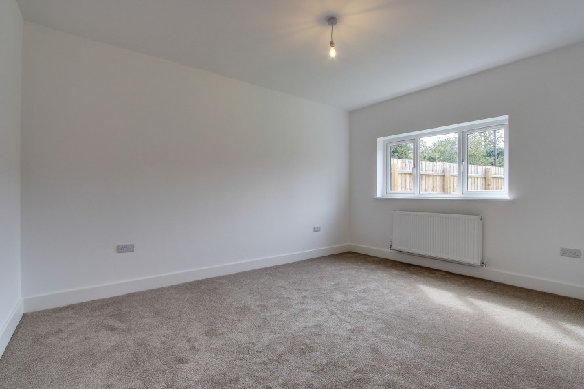 Images for Leverington Common, Leverington, PE13 EAID:4037033056 BID:1d497ef6-e698-4427-833a-3b42529ac059