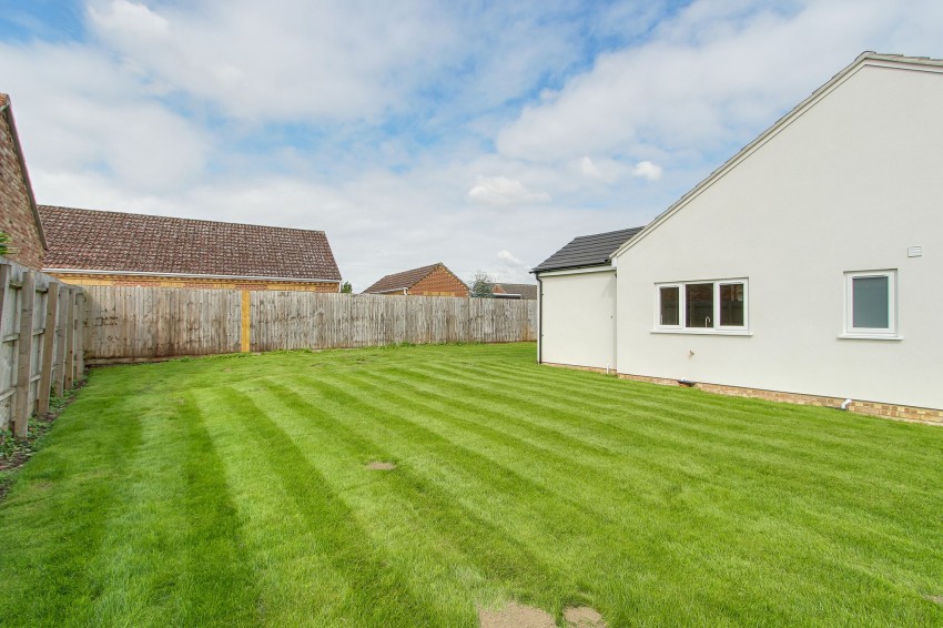 Images for Leverington Common, Leverington, PE13 EAID:4037033056 BID:1d497ef6-e698-4427-833a-3b42529ac059