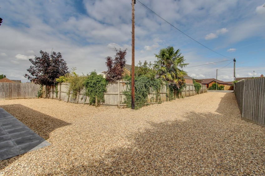 Images for Leverington Common, Leverington, PE13 EAID:4037033056 BID:1d497ef6-e698-4427-833a-3b42529ac059