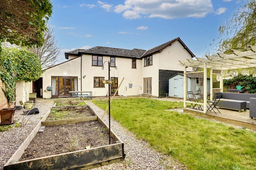 Images for Oxford Street, Exning, CB8 EAID:4037033056 BID:e22d2fe2-cd8a-4ee5-877e-aff44adbf8aa