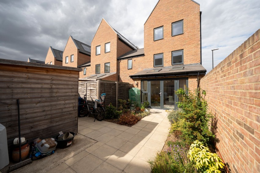 Images for Falmouth Avenue, Cambridge, CB3 EAID:4037033056 BID:df7a2b8e-b283-433c-96bc-9990089caf32
