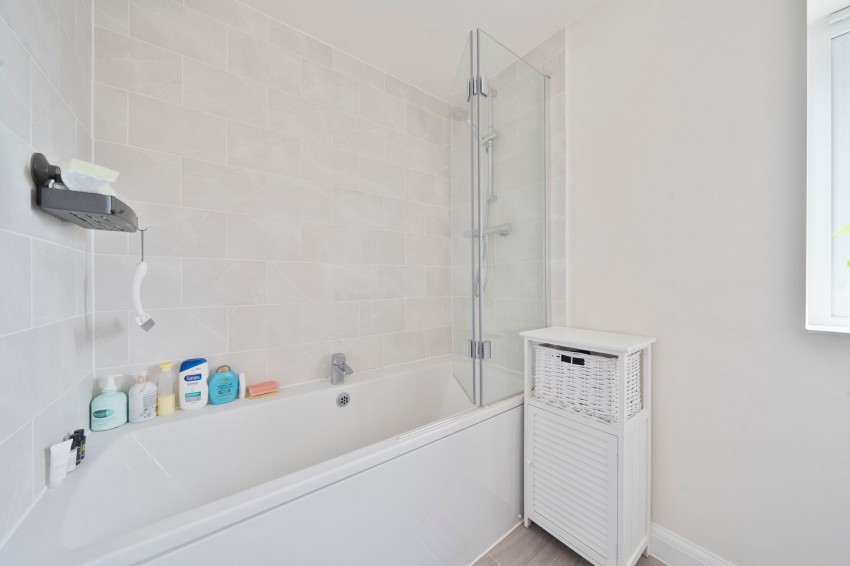 Images for Falmouth Avenue, Cambridge, CB3 EAID:4037033056 BID:df7a2b8e-b283-433c-96bc-9990089caf32