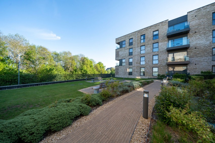 Images for Poulter Walk, Trumpington, CB2 EAID:4037033056 BID:df7a2b8e-b283-433c-96bc-9990089caf32