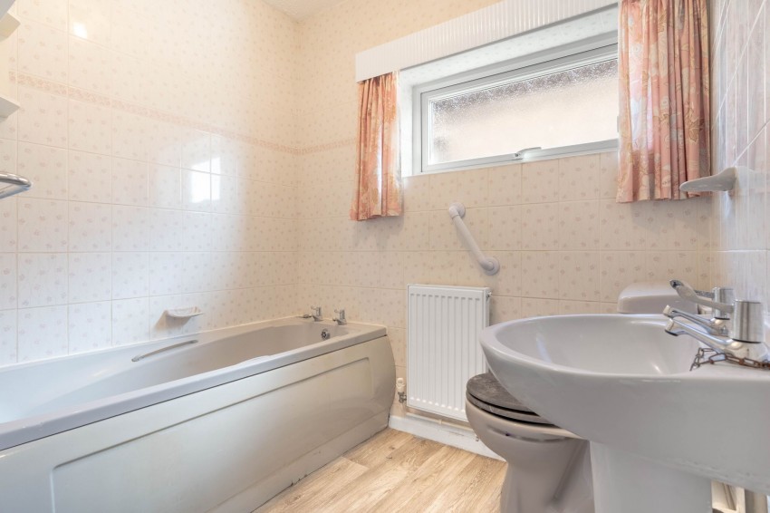 Images for New Town, Cottenham, CB24 EAID:4037033056 BID:e9c2a2d5-4edb-4404-af16-967a1de68210