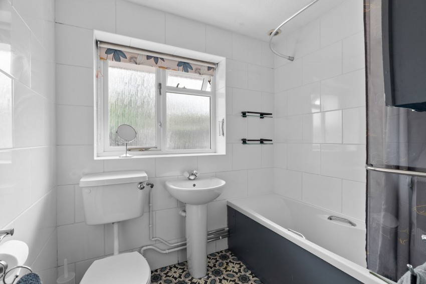 Images for Cromwell Park, Over, CB24 EAID:4037033056 BID:e9c2a2d5-4edb-4404-af16-967a1de68210