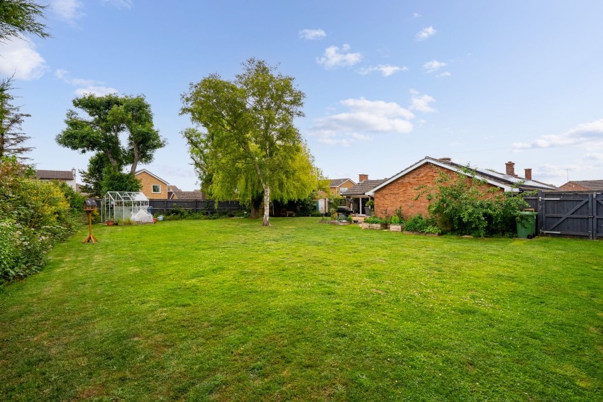 Images for Cromwell Park, Over, CB24 EAID:4037033056 BID:e9c2a2d5-4edb-4404-af16-967a1de68210