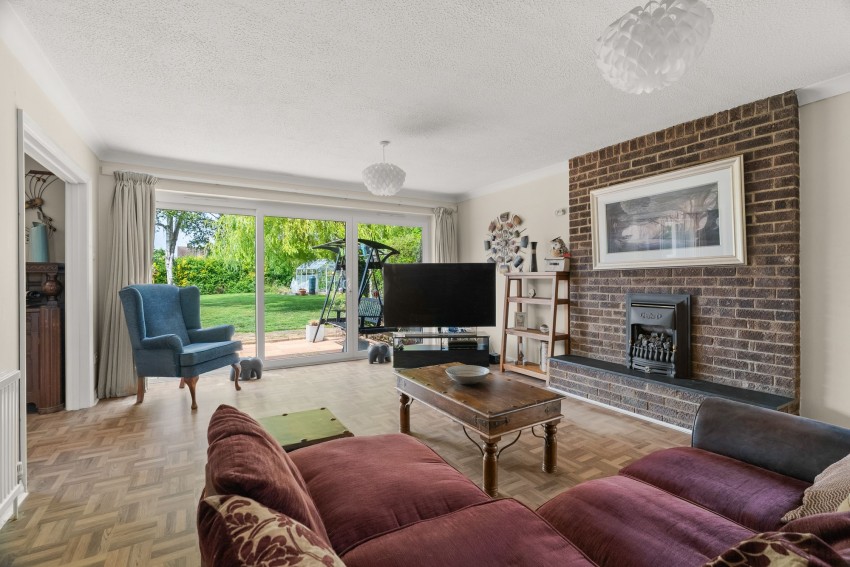 Images for Cromwell Park, Over, CB24 EAID:4037033056 BID:e9c2a2d5-4edb-4404-af16-967a1de68210