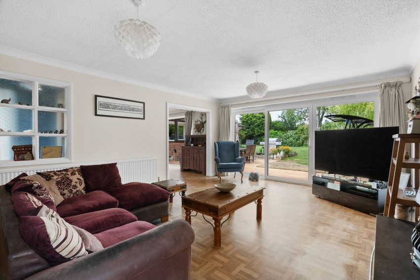 Images for Cromwell Park, Over, CB24 EAID:4037033056 BID:e9c2a2d5-4edb-4404-af16-967a1de68210