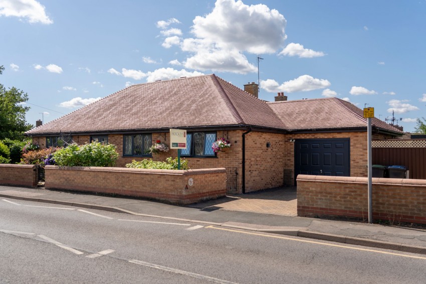 Images for Wisbech Road, Littleport, CB6 EAID:4037033056 BID:d3db0e0c-3850-402c-b88b-52680bec4ac9