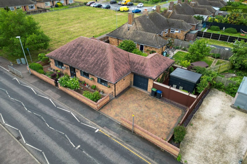 Images for Wisbech Road, Littleport, CB6 EAID:4037033056 BID:d3db0e0c-3850-402c-b88b-52680bec4ac9