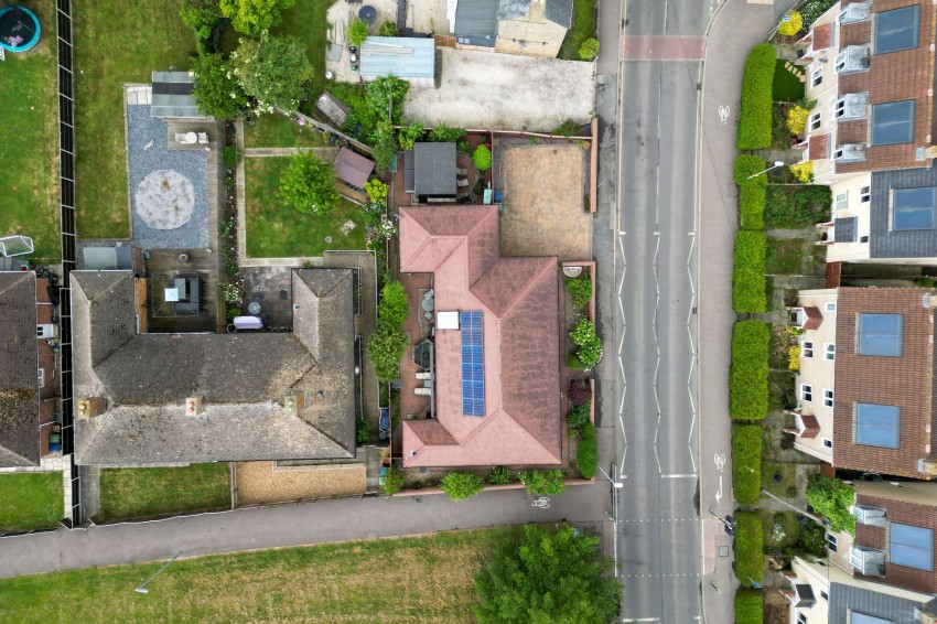 Images for Wisbech Road, Littleport, CB6 EAID:4037033056 BID:d3db0e0c-3850-402c-b88b-52680bec4ac9
