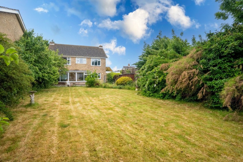 Images for Rampton Road, Cottenham, CB24 EAID:4037033056 BID:e9c2a2d5-4edb-4404-af16-967a1de68210