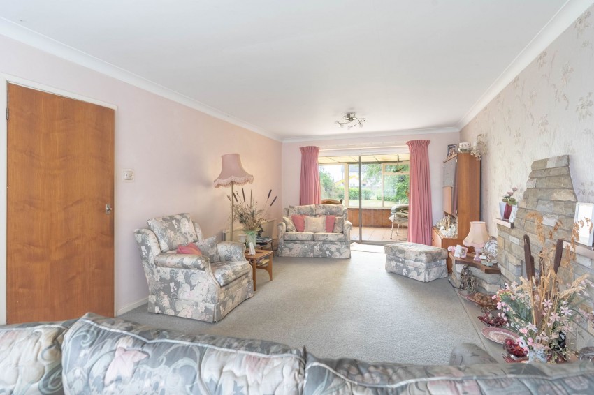 Images for Rampton Road, Cottenham, CB24 EAID:4037033056 BID:e9c2a2d5-4edb-4404-af16-967a1de68210