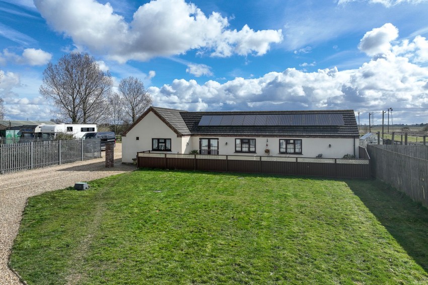 Images for Ryefield Lane, Holbeach, PE12 EAID:4037033056 BID:1d497ef6-e698-4427-833a-3b42529ac059