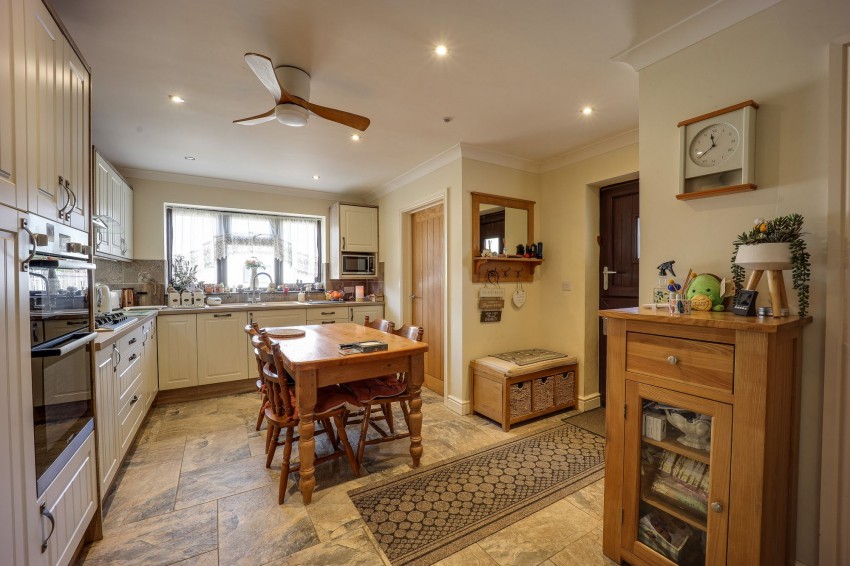 Images for Ryefield Lane, Holbeach, PE12 EAID:4037033056 BID:1d497ef6-e698-4427-833a-3b42529ac059