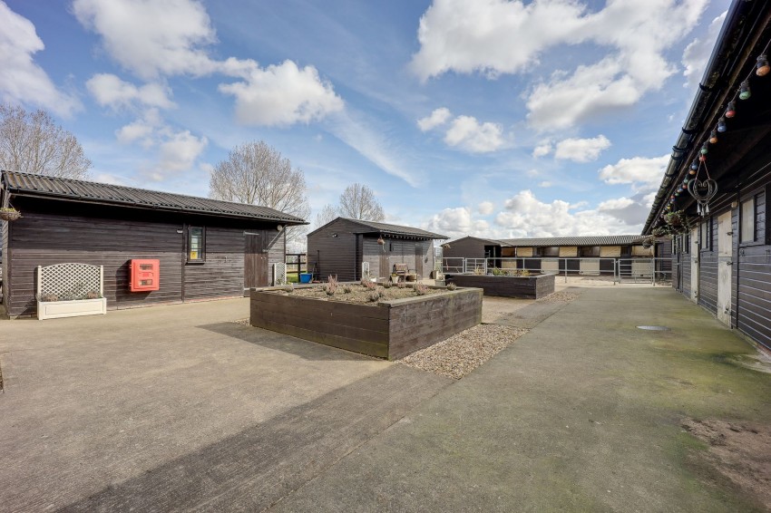 Images for Ryefield Lane, Holbeach, PE12 EAID:4037033056 BID:1d497ef6-e698-4427-833a-3b42529ac059