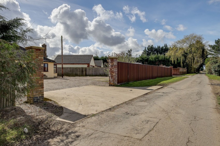 Images for Ryefield Lane, Holbeach, PE12 EAID:4037033056 BID:1d497ef6-e698-4427-833a-3b42529ac059