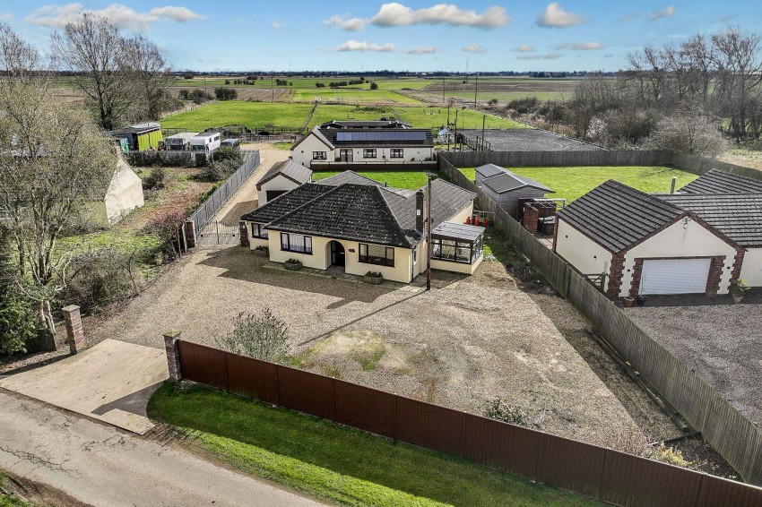 Images for Ryefield Lane, Holbeach, PE12 EAID:4037033056 BID:1d497ef6-e698-4427-833a-3b42529ac059