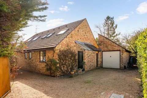 View Full Details for Cherry Hinton Road, Cambridge, CB1 - EAID:4037033056, BID:df7a2b8e-b283-433c-96bc-9990089caf32