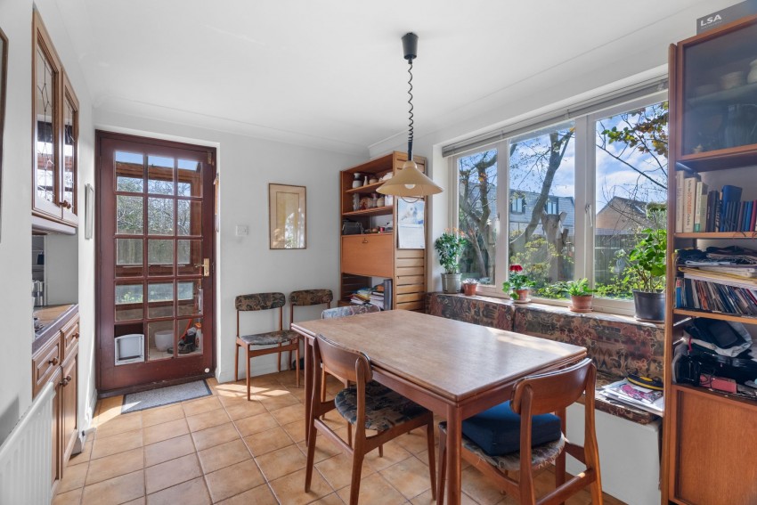 Images for Cherry Hinton Road, Cambridge, CB1 EAID:4037033056 BID:df7a2b8e-b283-433c-96bc-9990089caf32