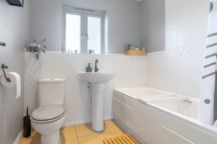 Images for Chambers Drive, Cambridge, CB4 EAID:4037033056 BID:df7a2b8e-b283-433c-96bc-9990089caf32