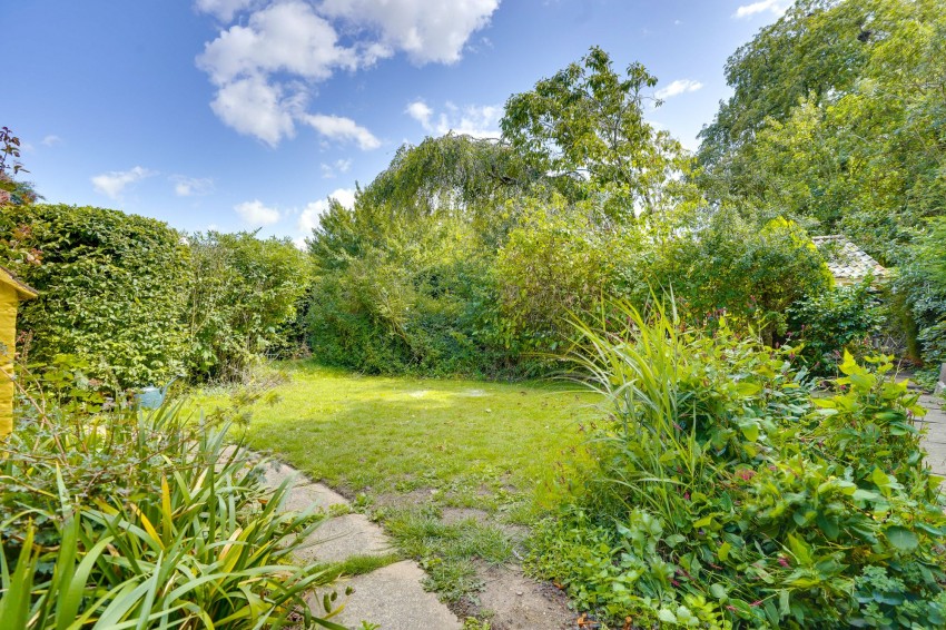Images for Lower Green, Denston, CB8 EAID:4037033056 BID:e22d2fe2-cd8a-4ee5-877e-aff44adbf8aa