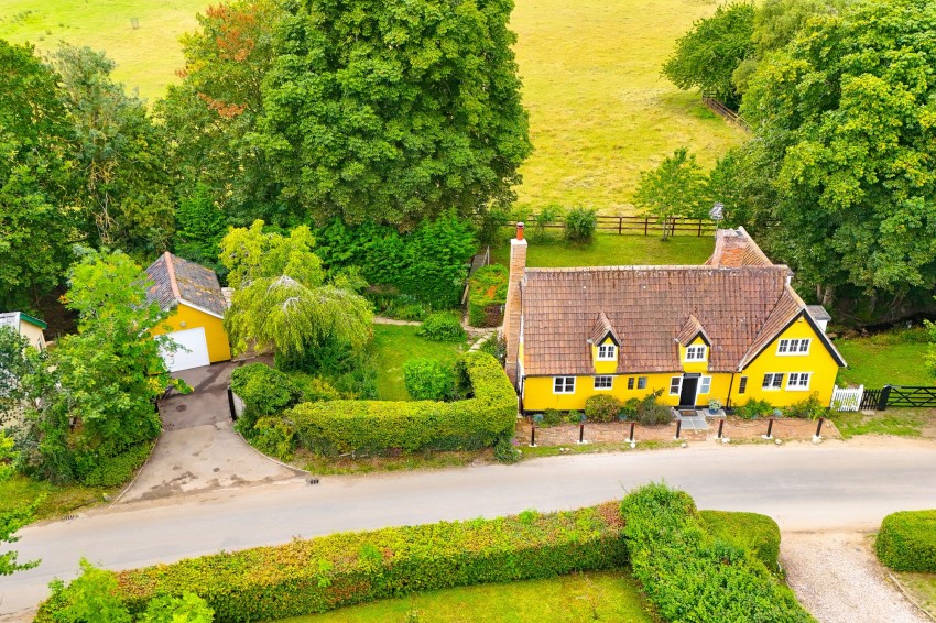 Images for Lower Green, Denston, CB8 EAID:4037033056 BID:e22d2fe2-cd8a-4ee5-877e-aff44adbf8aa