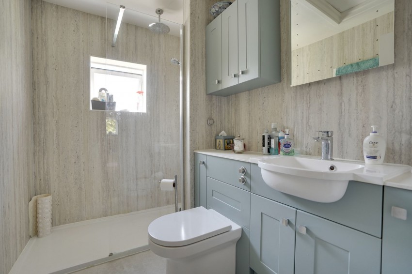 Images for High Street, Stetchworth, CB8 EAID:4037033056 BID:e22d2fe2-cd8a-4ee5-877e-aff44adbf8aa