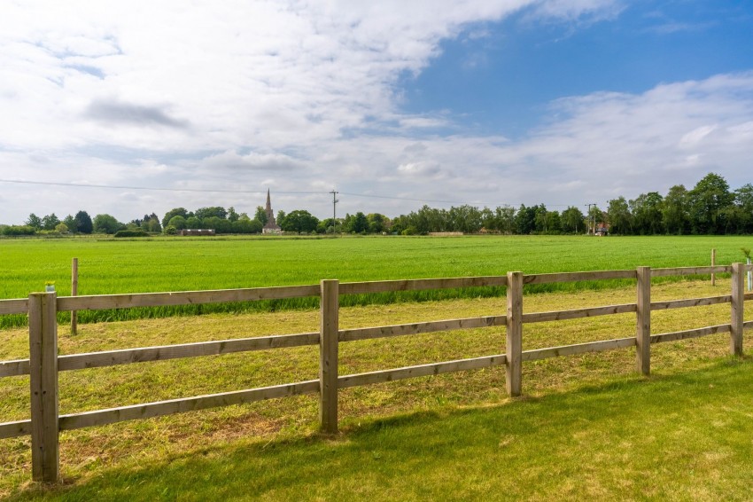 Images for Mill Gardens, Mill Lane, PE28 EAID:4037033056 BID:e9c2a2d5-4edb-4404-af16-967a1de68210