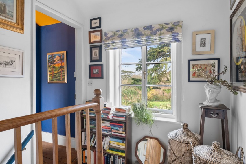 Images for High Street, West Wratting, CB21 EAID:4037033056 BID:2f5b1148-b901-4d34-9e72-64b6a96df570