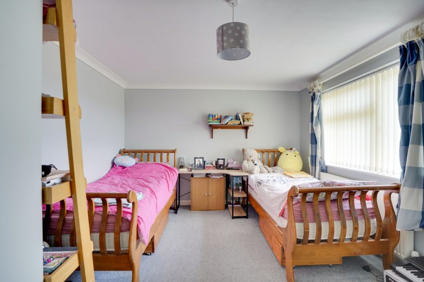 Images for Kings Drive, Newmarket, CB8 EAID:4037033056 BID:e22d2fe2-cd8a-4ee5-877e-aff44adbf8aa