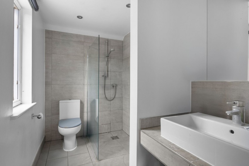 Images for High Street, Sawston, CB22 EAID:4037033056 BID:2f5b1148-b901-4d34-9e72-64b6a96df570