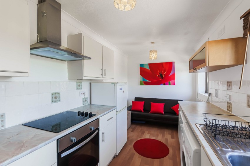 Images for Boxworth End, Swavesey, CB24 EAID:4037033056 BID:e9c2a2d5-4edb-4404-af16-967a1de68210