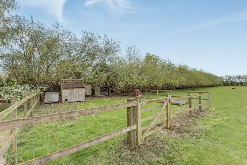 Images for Wisbech Road, Walpole St. Andrew EAID:21efcac1578dd14b6be6d388fa92e095 BID:4