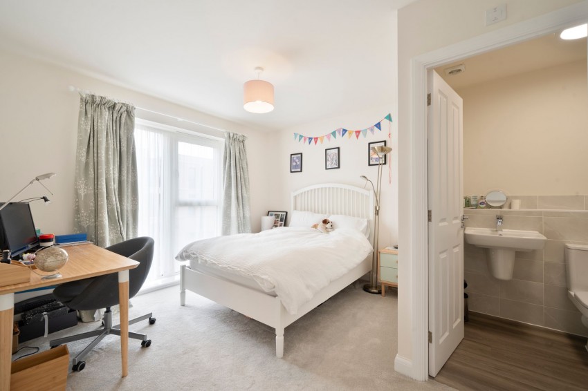Images for Osprey Drive, Trumpington, CB2 EAID:4037033056 BID:df7a2b8e-b283-433c-96bc-9990089caf32