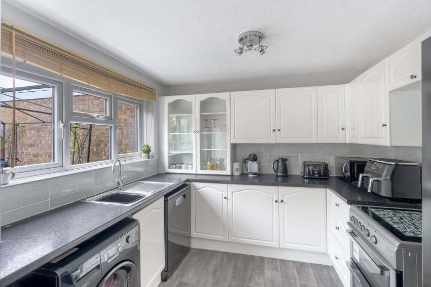 Images for Kingfisher Walk, Linton, CB21 EAID:4037033056 BID:2f5b1148-b901-4d34-9e72-64b6a96df570