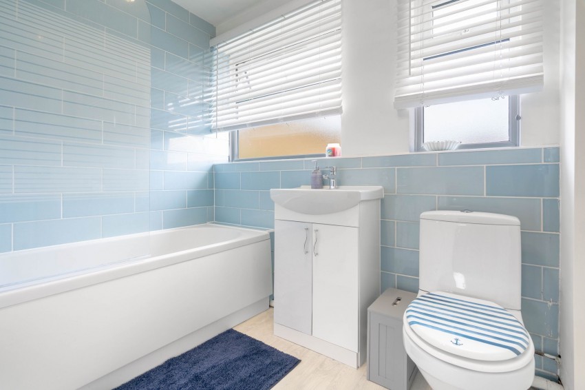 Images for Kingfisher Walk, Linton, CB21 EAID:4037033056 BID:2f5b1148-b901-4d34-9e72-64b6a96df570