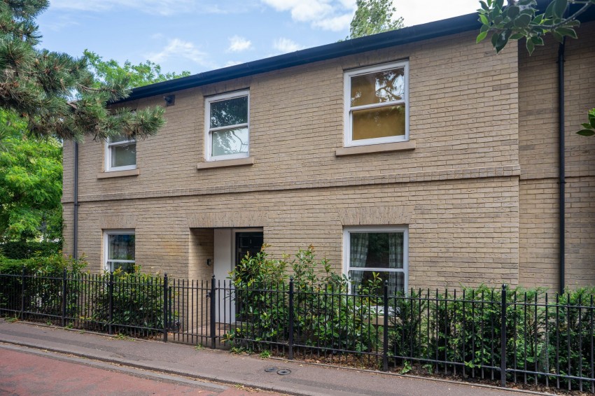 Images for Gresham Road, Cambridge, CB1 EAID:4037033056 BID:df7a2b8e-b283-433c-96bc-9990089caf32