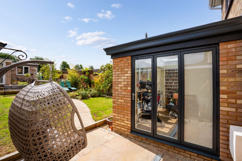 Images for Meadow Road, Great Chesterford, CB10 EAID:4037033056 BID:2f5b1148-b901-4d34-9e72-64b6a96df570