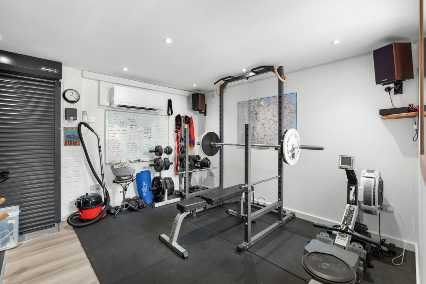 Images for Meadow Road, Great Chesterford, CB10 EAID:4037033056 BID:2f5b1148-b901-4d34-9e72-64b6a96df570