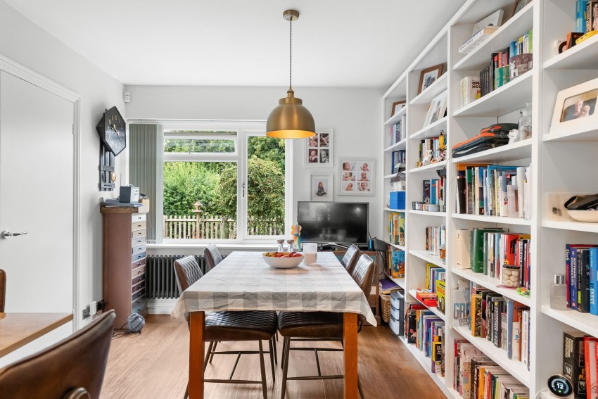 Images for Meadow Road, Great Chesterford, CB10 EAID:4037033056 BID:2f5b1148-b901-4d34-9e72-64b6a96df570