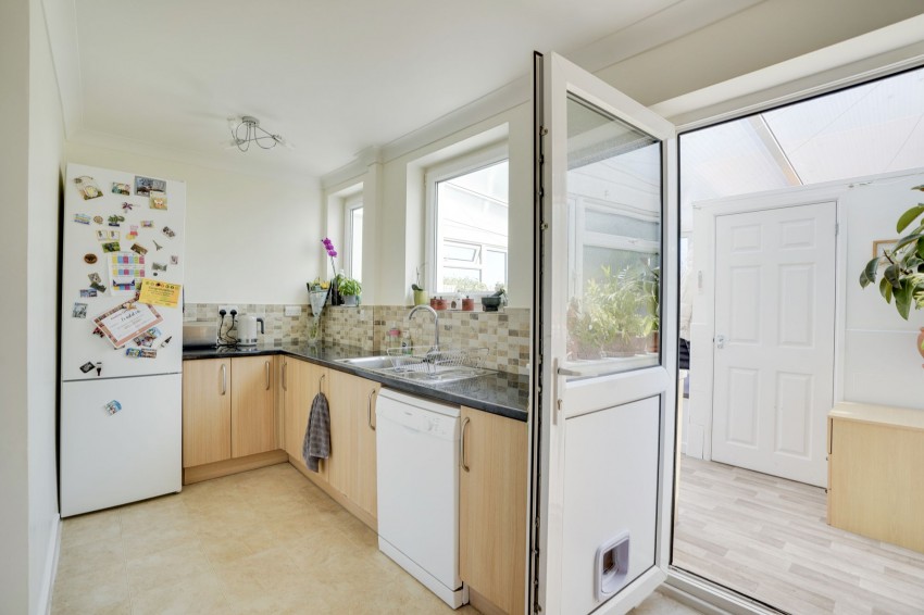 Images for King Edward Vii Road, Newmarket, CB8 EAID:4037033056 BID:e22d2fe2-cd8a-4ee5-877e-aff44adbf8aa