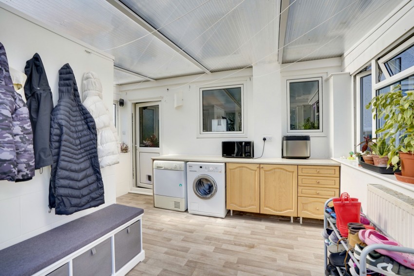 Images for King Edward Vii Road, Newmarket, CB8 EAID:4037033056 BID:e22d2fe2-cd8a-4ee5-877e-aff44adbf8aa