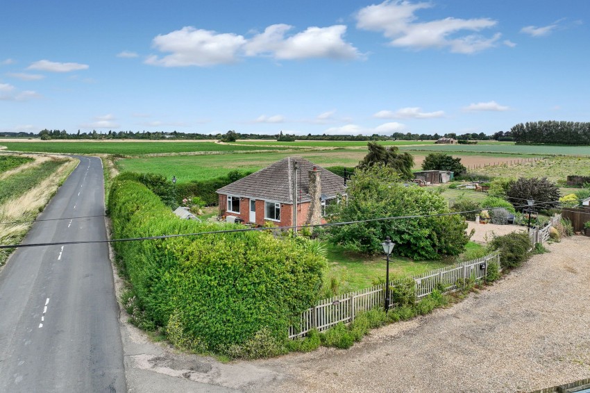 Images for Needham Bank, Friday Bridge, PE14 EAID:4037033056 BID:1d497ef6-e698-4427-833a-3b42529ac059