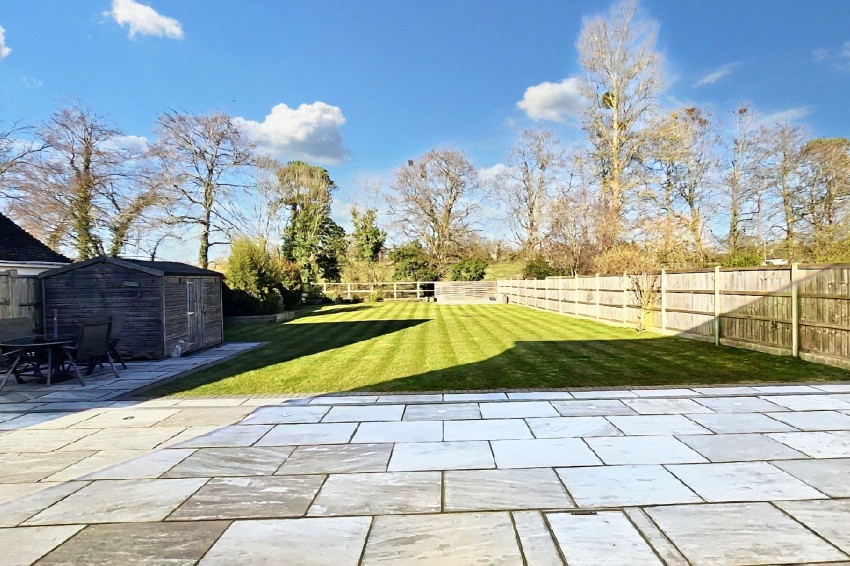 Images for Newmarket Road, Cheveley, CB8 EAID:4037033056 BID:e22d2fe2-cd8a-4ee5-877e-aff44adbf8aa