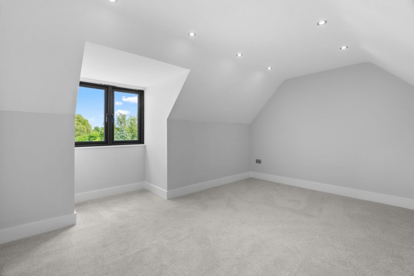 Images for High Street, Cheveley, CB8 EAID:4037033056 BID:e22d2fe2-cd8a-4ee5-877e-aff44adbf8aa