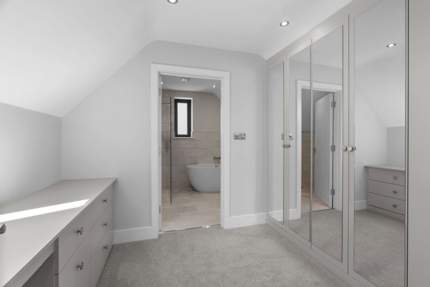 Images for High Street, Cheveley, CB8 EAID:4037033056 BID:e22d2fe2-cd8a-4ee5-877e-aff44adbf8aa