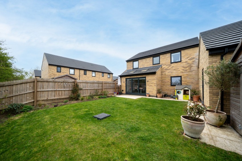 Images for Hereford Way, Willingham, CB24 EAID:4037033056 BID:e9c2a2d5-4edb-4404-af16-967a1de68210